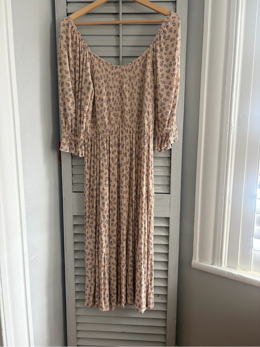 Everett Neuflora dress